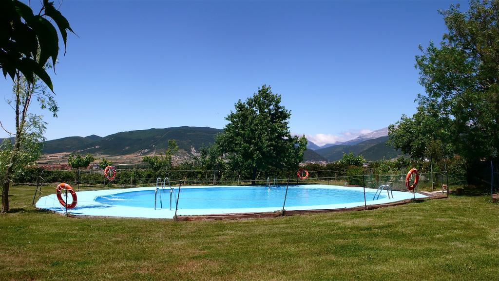 Camping Ain Jaca Exterior photo